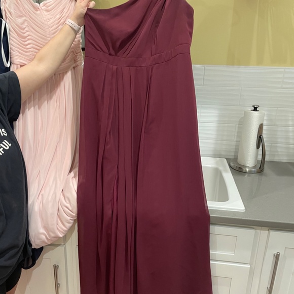 David’s Bridal Maroon One-Shoulder Crinkle Chiffon Dress - Picture 3 of 5